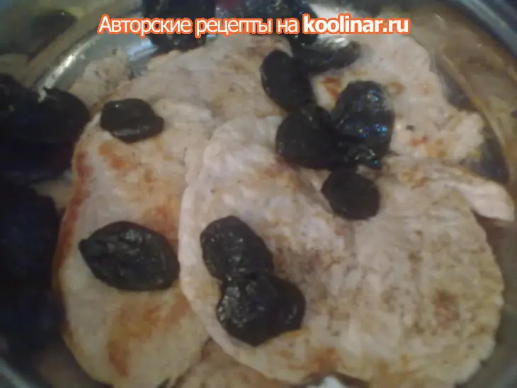 Куриная грудка с соусом "дор блю"+картофельные кнедлики...на гарнирр))): шаг 6