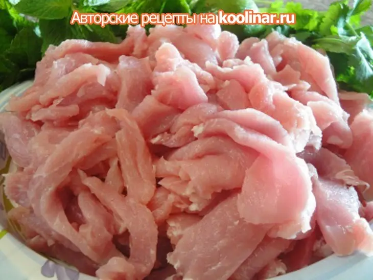 Кинза и мята с ананасом по свински: шаг 2