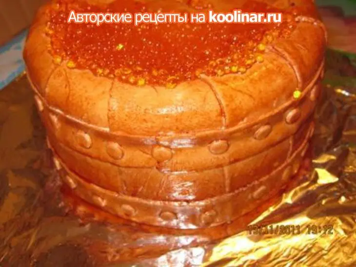 Торт "медовый бочоночек с икрой": шаг 21