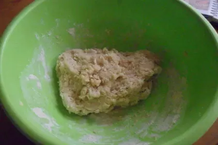 Пирог с грибами и сыром: шаг 2