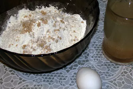 Свекольные пирожки с куриными потрошками: шаг 3