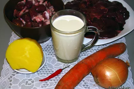Свекольные пирожки с куриными потрошками: шаг 7