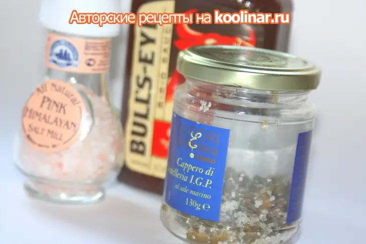 Котлеты из форели с соусом барбекю, каперсами и сыром..: шаг 2