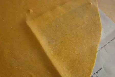 Домашняя лапша с шампиньонами и сыром " филадельфия": шаг 3