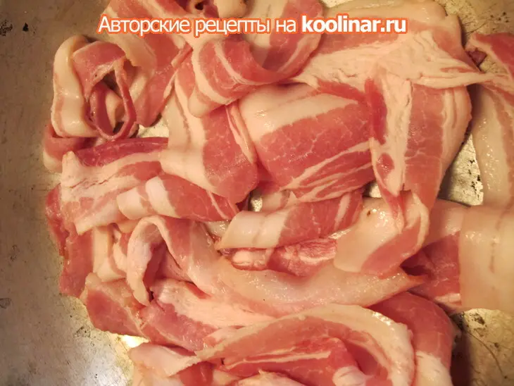 Мини закуска  из баклажан,бекона и сыра в стаканчиках из теста фило.: шаг 2