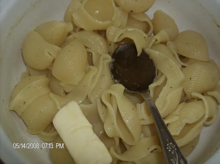 Паста с копченной рулькой и грибами: шаг 2