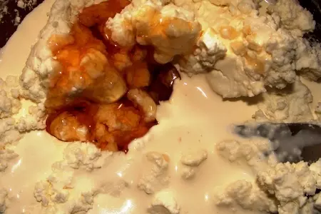 Яблоки фаршированые орехами и сыром: шаг 2