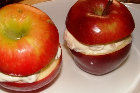 Яблоки фаршированые орехами и сыром: шаг 5