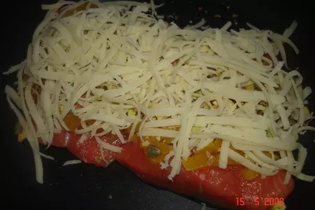 Лосось запеченный с персиком и орешками: шаг 2