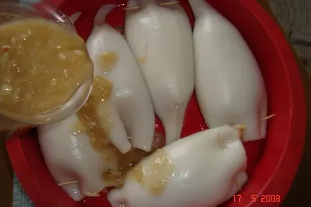 Фаршированный кальмар: шаг 7