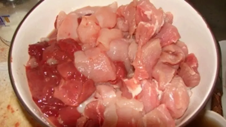 Паштет из двух видов мяса и печени: шаг 1