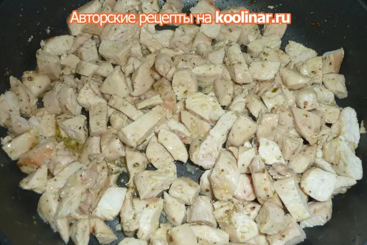 Сфинцуни  на чесночном тесте с курицей, моцареллой и сыром пекорино: шаг 7