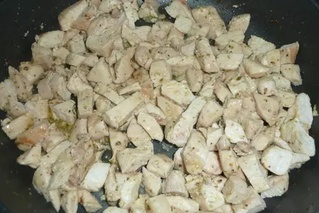 Сфинцуни  на чесночном тесте с курицей, моцареллой и сыром пекорино: шаг 7