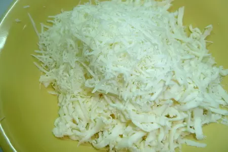 Сфинцуни  на чесночном тесте с курицей, моцареллой и сыром пекорино: шаг 9