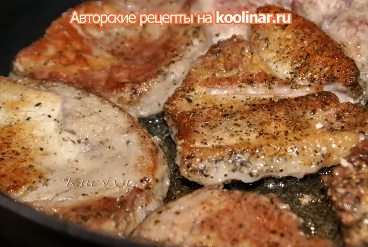 Свинина запечённая с крыжовником: шаг 2