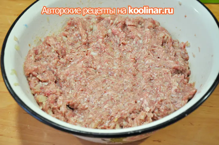 Мини-пироги «дружба народов» с мясной начинкой (по мотивам «фитчи» и «къячлив»): шаг 2