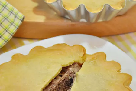 Мини-пироги «дружба народов» с мясной начинкой (по мотивам «фитчи» и «къячлив»): шаг 8