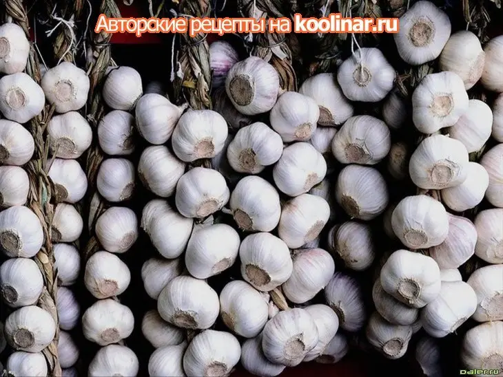 Маринад для баранины на пиве "чеснокомания".: шаг 1