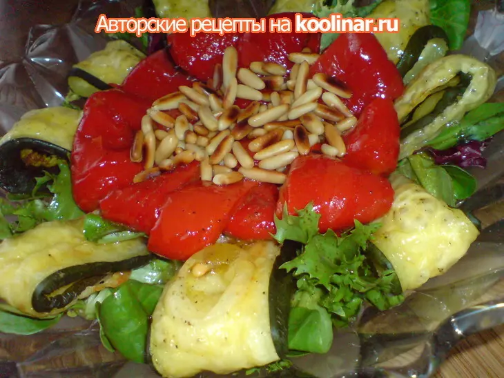 Салат из запечённых перцев и цуккини с сыром: шаг 9