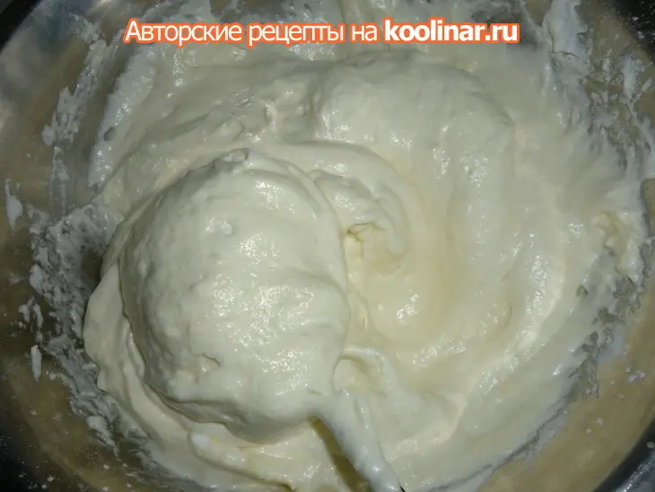 Торт-шарлотка с грушевым кремом: шаг 3