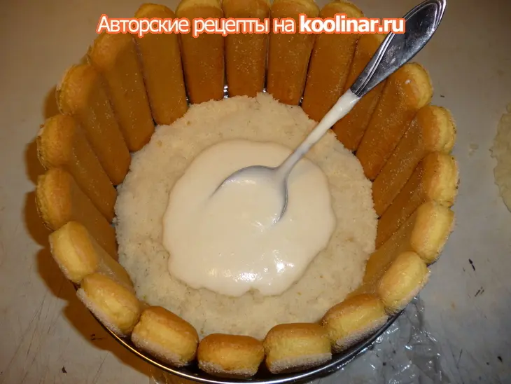 Торт-шарлотка с грушевым кремом: шаг 12