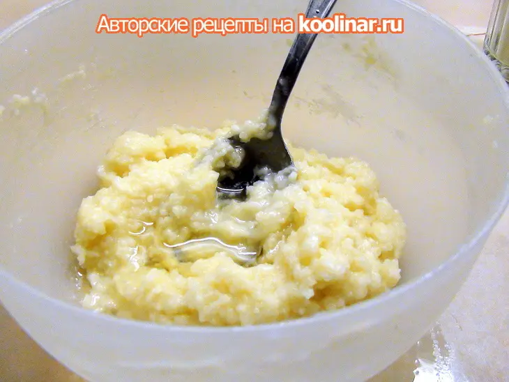 Паровые пельмени с куриной начинкой в виде всё тех же цветов лотоса.: шаг 2