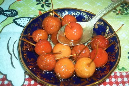 Варенье из райских яблочек: шаг 4