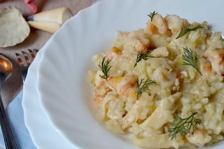 Ризотто с кальмарами и креветками: шаг 1