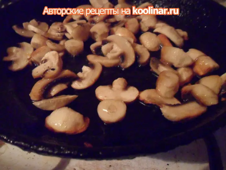 Салат с жареным камамбером: шаг 2
