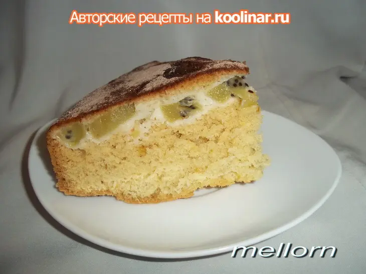 Бисквитный пирог с киви: шаг 3