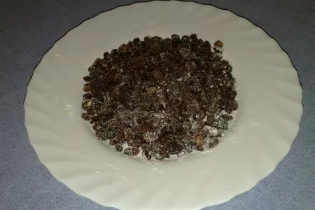 Глазированные булочки с изюмом и мюсли: шаг 4