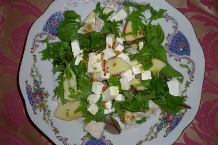 Салат с фетаксой, курицей и сладкой заправкой: шаг 1