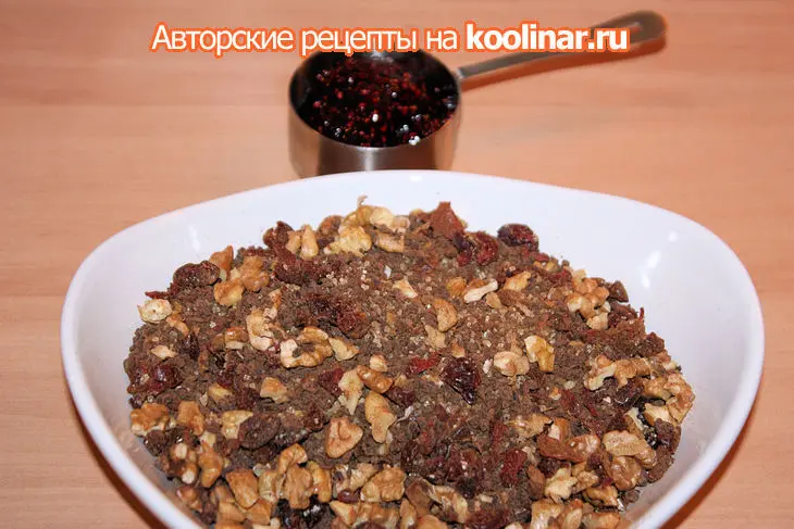 Рогалики с орехово-шоколадной начинкой: шаг 4