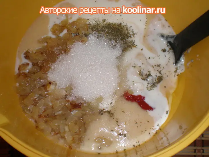 Хлеб.пшенично-картофельный с творогом, луком и петрушкой: шаг 2