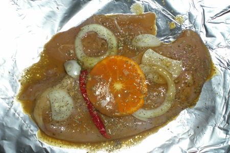 Запеченое куриное филе в маринаде из меда и соевого соуса: шаг 2