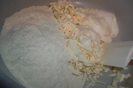 Пирог из пресного теста с рисом и грибами "сытный": шаг 7