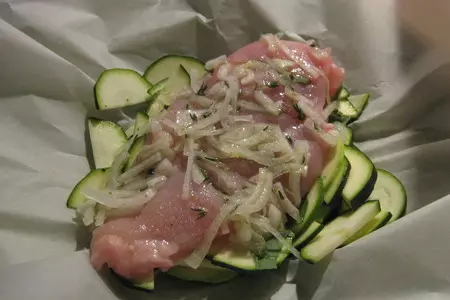 Куриная грудка в мешочке, с цуккини.: шаг 7