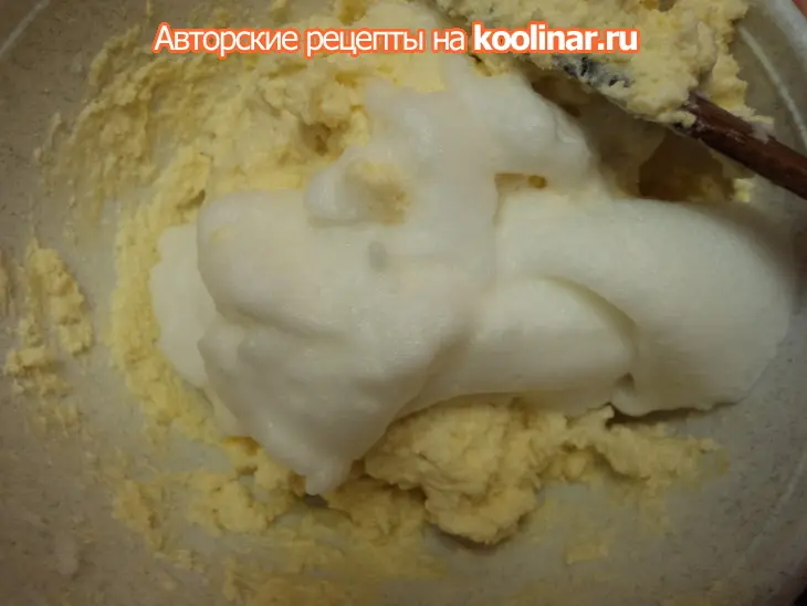 Творожные мини-запеканки с карамельными мини-яблочками.: шаг 3