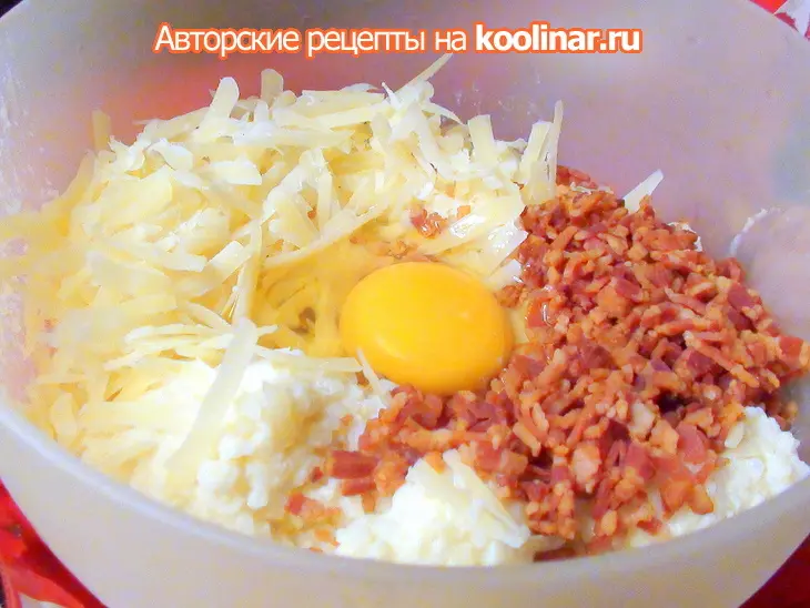 Биточки из пшёнки с беконом и пармезаном.: шаг 3