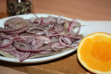 Закуски из молодой сельди: шаг 9
