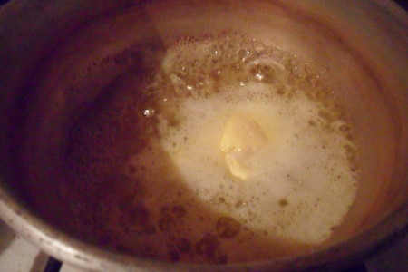 Картофельные лепёшки с патэ из сливочного масла с зернёным творогом: шаг 1