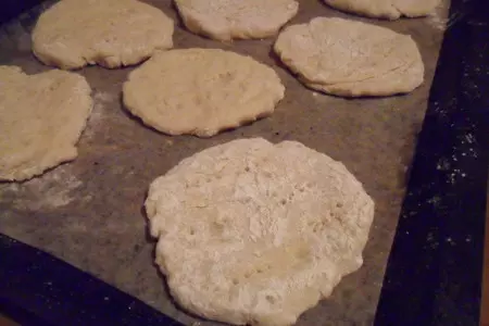 Картофельные лепёшки с патэ из сливочного масла с зернёным творогом: шаг 5