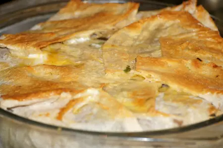 Пирог из лаваша с куриными желудочками и шампиньонами: шаг 8
