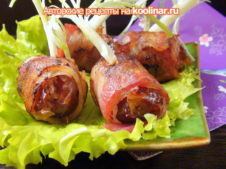 Финики с орешками в беконе, закуска на праздничный стол: шаг 2