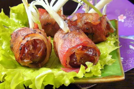 Финики с орешками в беконе, закуска на праздничный стол: шаг 2