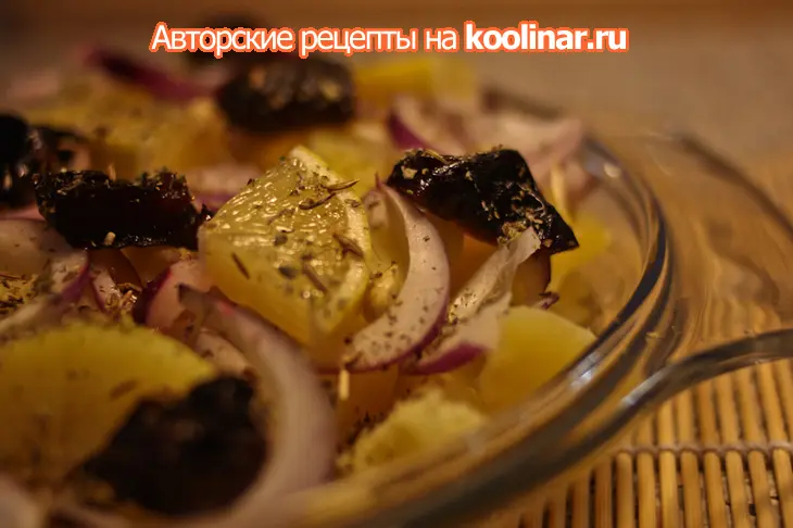 Тушеный картофель с черносливом и тмином: шаг 4