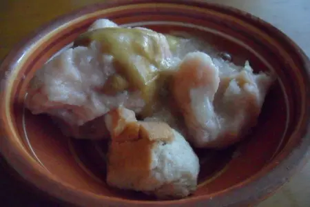 Паста с куриными фрикадельками в томатных сливках: шаг 1