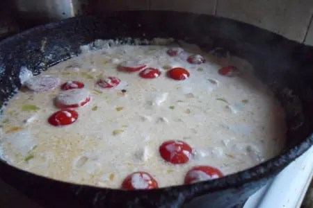 Паста с куриными фрикадельками в томатных сливках: шаг 5