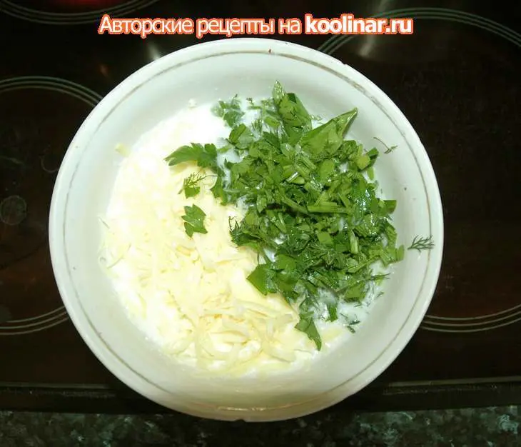 Картофель запеченный с овощами в сметано-сырной заправке: шаг 2