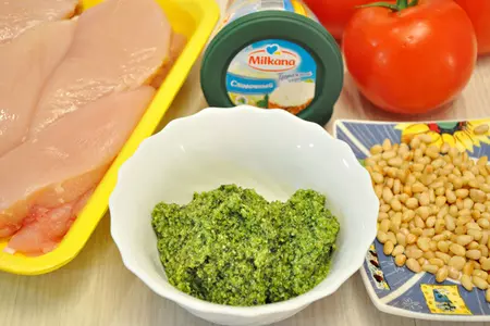 Куриные грудки, фаршированные соусом песто +соус песто(рецепт выходного дня): шаг 3